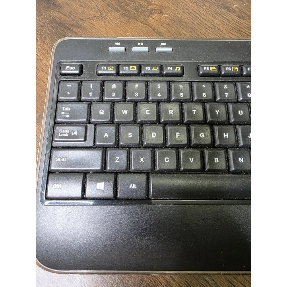 Logitech K520 Wireless Illuminated Keyboard Backlit Full Size Black‎ Y-R0011 F3